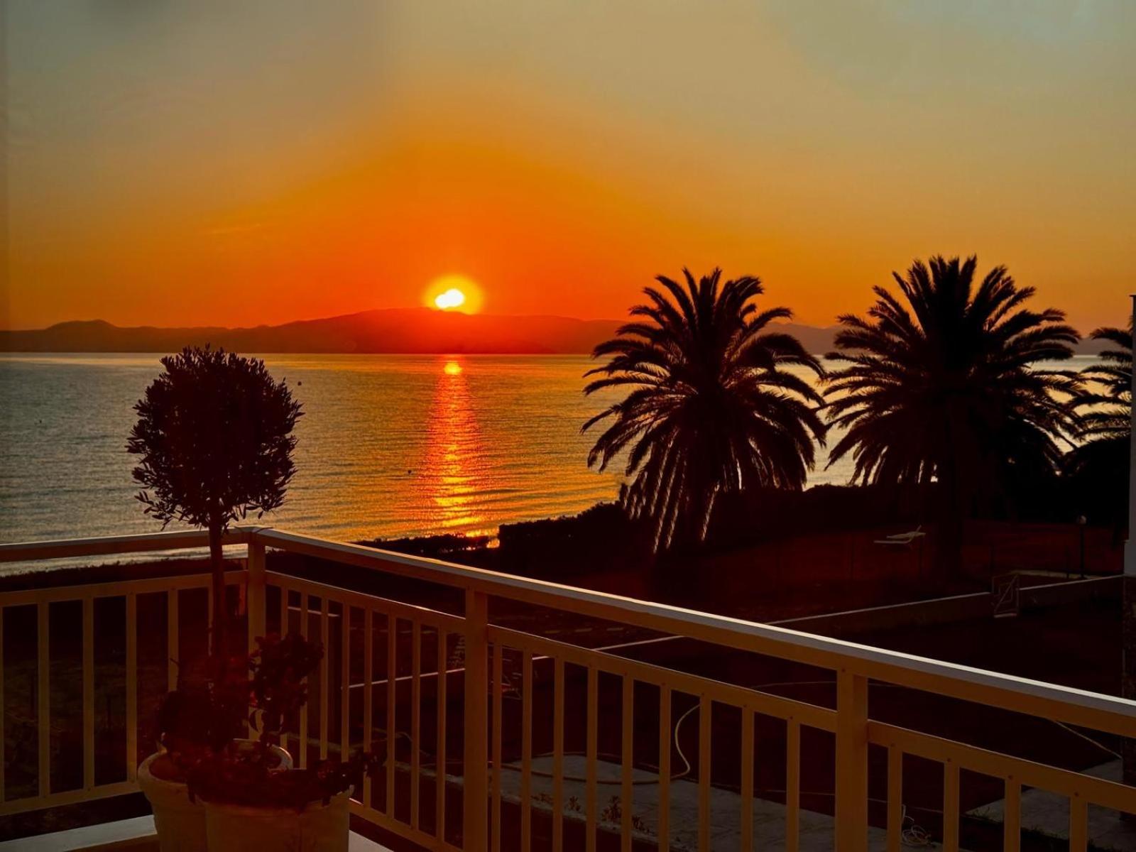 Beach Front Casa Elena Hanioti Zewnętrze zdjęcie
